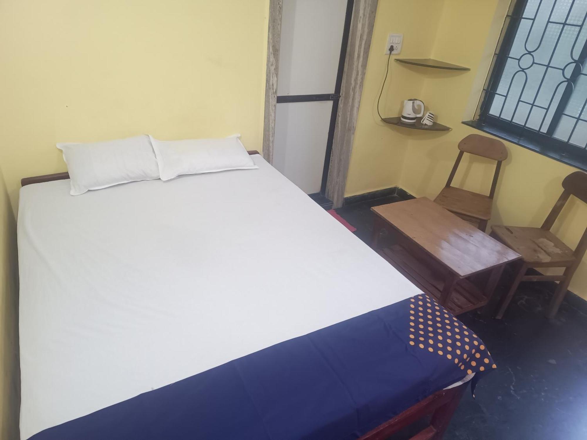 Radhabai Hotel アランボル 部屋 写真